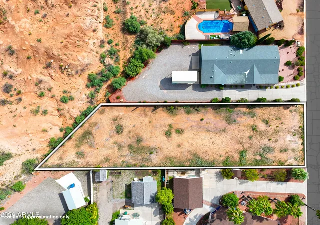 3rd image of 1090 Horizon Dr #17, Clarkdale, AZ 86324 | MLS# 7065840