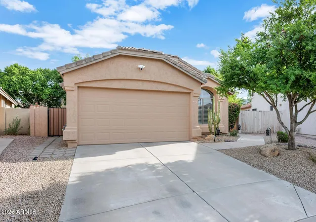 3rd image of 4834 E Mossman Rd, Phoenix, AZ 85054 | MLS# 7066840
