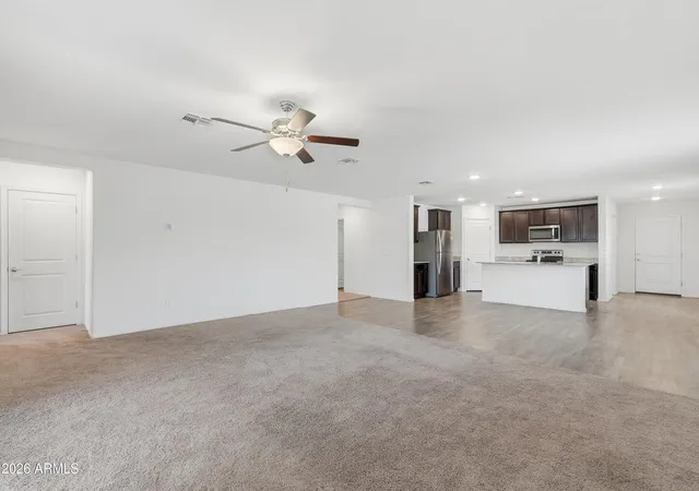 Photo 4 of Single family home for sale at 1552 E Demain Dr, Casa Grande, AZ 85122 | MLS# 7065649 | Listing updated on 2026-09-17