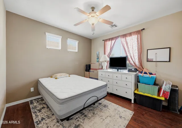 Photo 3 of Single family home for sale at 5515 S Roanoke St, Gilbert, AZ 85298 | MLS# 7066067 | Listing updated on 2026-09-28