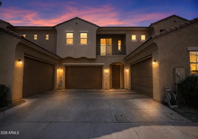 Townhouse for sale at 1367 S Country Clb Dr #1098, Mesa, AZ 85210 | MLS# 7065792