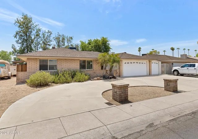 3rd image of 3919 W Lane Ave, Phoenix, AZ 85051 | MLS# 7066676