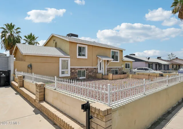 Photo 3 of Single family home for sale at 7607 W Osborn Rd, Phoenix, AZ 85033 | MLS# 7066985 | Listing updated on 2026-09-18
