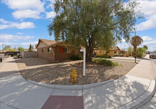 Photo 1 of Single family home for sale at 2301 W Saint John Rd, Phoenix, AZ 85023 | MLS# 7069592 | Listing updated on 2026-10-28