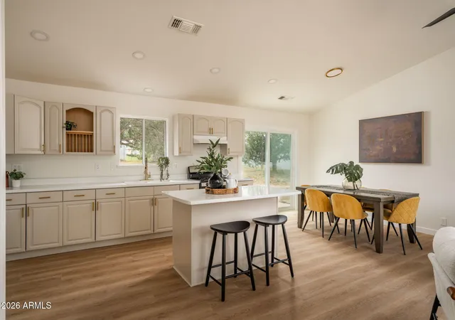 Photo 3 of Single family home for sale at 4805 E Cochise Dr, Rimrock, AZ 86335 | MLS# 7071507 | Listing updated on 2026-09-24