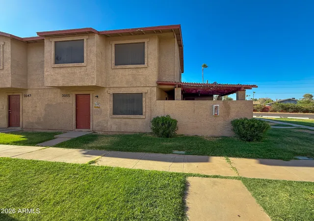 1st image of 3955 W Wonderview Rd, Phoenix, AZ 85019 | MLS# 7065726