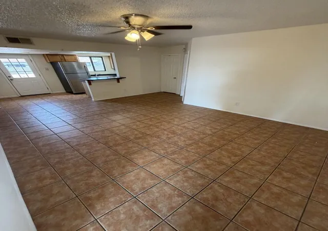 4th image of 1336 E Mountain View Rd #105, Phoenix, AZ 85020 | MLS# 7065784