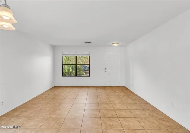 5th image of 218 E Milada Dr, Phoenix, AZ 85042 | MLS# 7066022