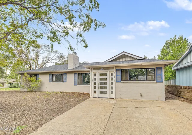 3rd image of 3207 N Manor Rd, Flagstaff, AZ 86004 | MLS# 7067628