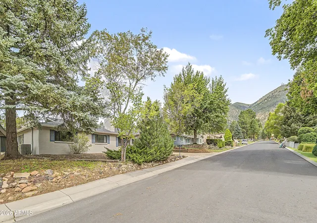 4th image of 3207 N Manor Rd, Flagstaff, AZ 86004 | MLS# 7067628