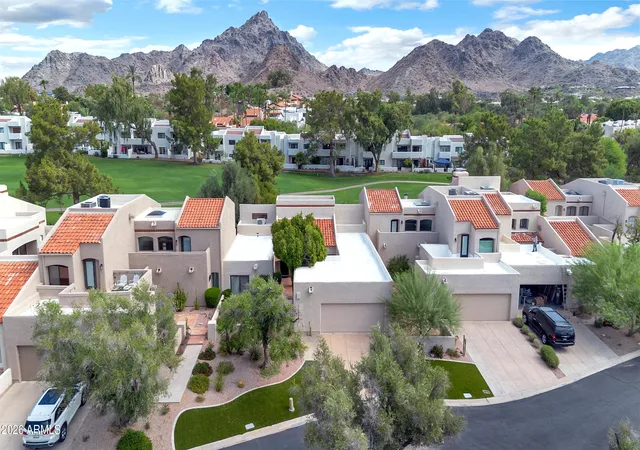 2nd image of 2626 E Arizona Biltmore Cir #17, Phoenix, AZ 85016 | MLS# 7067072