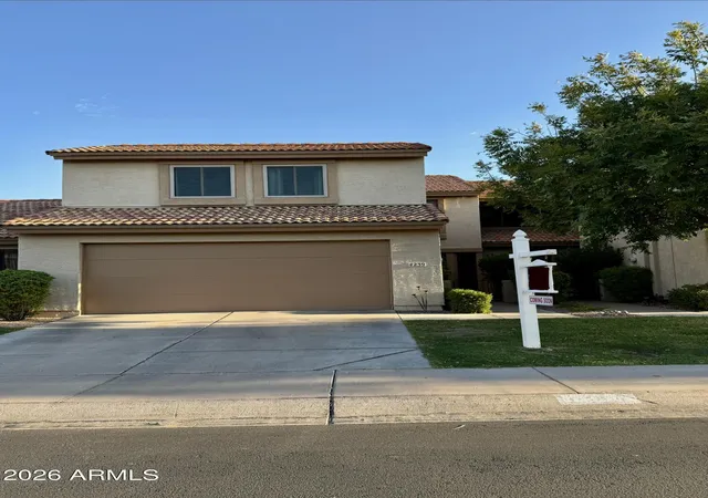 1st image of 4239 E Cassia Wy, Phoenix, AZ 85044 | MLS# 7065878