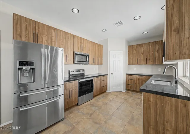 3rd image of 11725 S 205Th Ln, Buckeye, AZ 85326 | MLS# 7065919