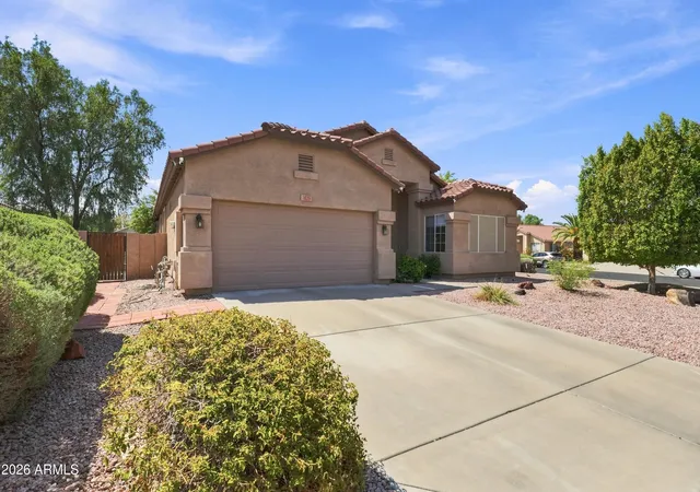 Photo 3 of Single family home for sale at 7625 W Northview Ave, Glendale, AZ 85303 | MLS# 7065914 | Listing updated on 2026-09-17