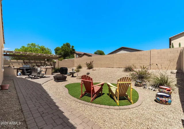 Photo 3 of Sale Pending at 424 E Canyon Rock Rd, San Tan Valley, AZ 85143 | MLS# 7065940 | Listing updated on 2026-10-08