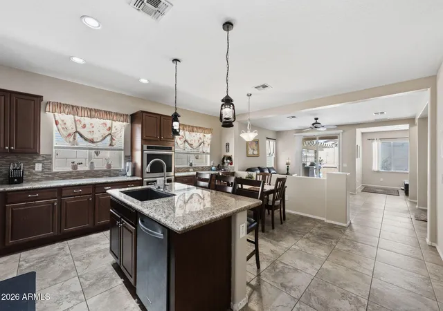 Photo 1 of Sale Pending at 424 E Canyon Rock Rd, San Tan Valley, AZ 85143 | MLS# 7065940 | Listing updated on 2026-10-08
