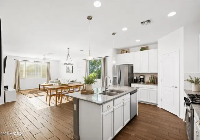 3rd image of 12508 N 174Th Ln, Surprise, AZ 85388 | MLS# 7065931