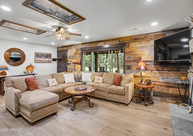 3rd image of 2864 Woodpecker Ln, Pinetop, AZ 85935 | MLS# 7066545