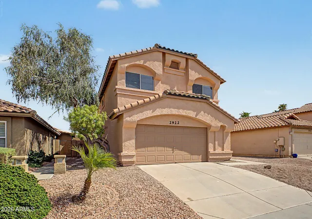 Photo 3 of Single family home for sale at 2922 E Woodland Dr, Phoenix, AZ 85048 | MLS# 7068523 | Listing updated on 2026-10-08