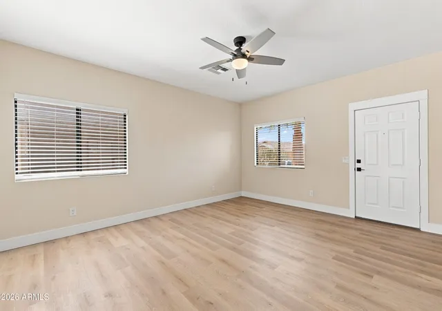 5th image of 803 W Lydia Ln, Phoenix, AZ 85041 | MLS# 7065979