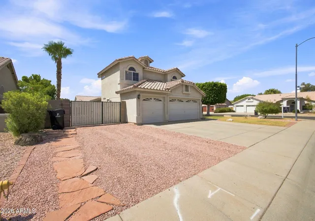 Photo 2 of Single family home for sale at 8371 W Villa Rita Dr, Peoria, AZ 85382 | MLS# 7066010 | Listing updated on 2026-09-08