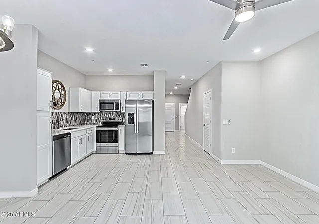 4th image of 2134 W Harmont Dr, Phoenix, AZ 85021 | MLS# 7066048