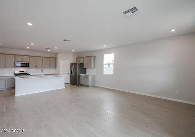 5th image of 24168 W Dekalb Ln, Buckeye, AZ 85326 | MLS# 7066653