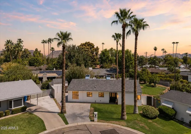 Photo 2 of Single family home for sale at 504 W Harmont Dr, Phoenix, AZ 85021 | MLS# 7066564 | Listing updated on 2026-09-22