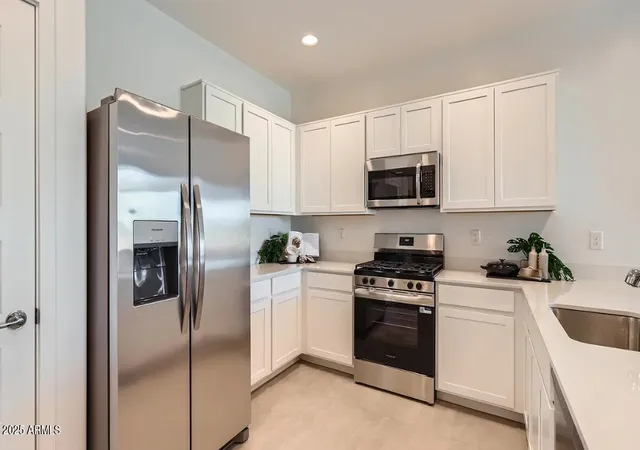 4th image of 23433 W Chipman Rd, Buckeye, AZ 85326 | MLS# 7066139