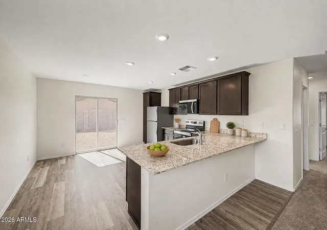 Photo 4 of Single family home for sale at 360 S Oak St, Florence, AZ 85132 | MLS# 7066589 | Listing updated on 2026-10-03