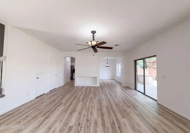3rd image of 5641 S 10Th Dr, Phoenix, AZ 85041 | MLS# 7066292