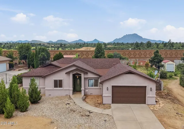Photo 2 of Single family home for sale at 5634 Hole In One Dr, Prescott, AZ 86301 | MLS# 7066599 | Listing updated on 2026-09-02