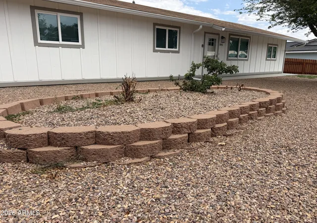 Photo 3 of Single family home for sale at 841 E 2nd Street, Snowflake, AZ 85937 | MLS# 7066410 | Listing updated on 2026-08-18