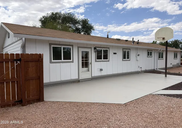 Photo 3 of Single family home for sale at 841 E 2nd Street, Snowflake, AZ 85937 | MLS# 7066410 | Listing updated on 2026-08-18