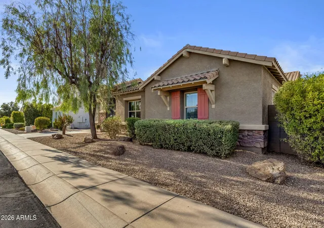 Photo 1 of Single family home for sale at 3066 E Kingbird Dr, Gilbert, AZ 85297 | MLS# 7071369 | Listing updated on 2026-09-09