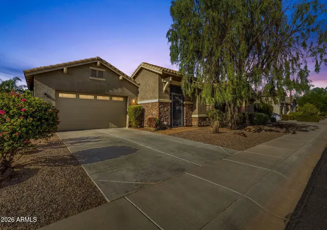 Photo 4 of Single family home for sale at 3066 E Kingbird Dr, Gilbert, AZ 85297 | MLS# 7071369 | Listing updated on 2026-10-03