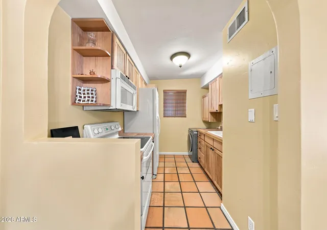 4th image of 4615 N 22Nd St, Phoenix, AZ 85016