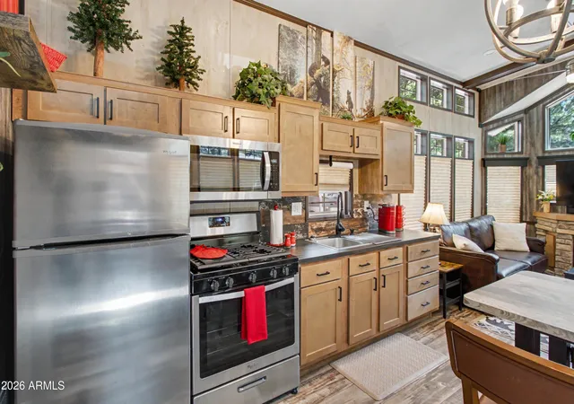 Photo 4 of Manufactured home for sale at 2240 E Tender Ft Trl, Show Low, AZ 85901 | MLS# 7066424 | Listing updated on 2026-08-14