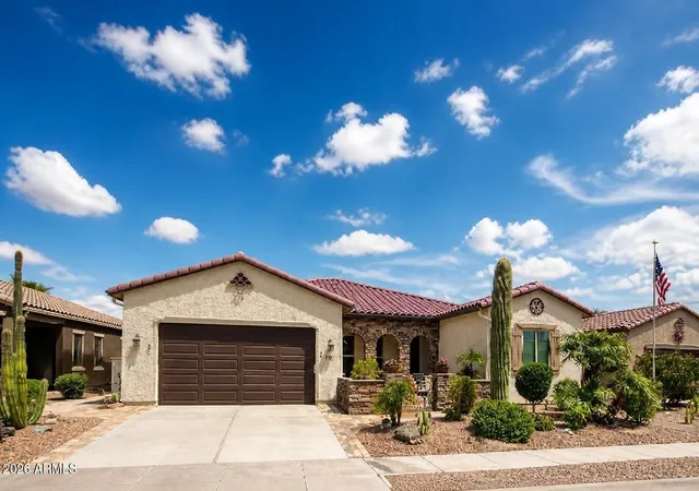 1st image of 332 N Rainbow Wy, Casa Grande, AZ 85194 | MLS# 7066448