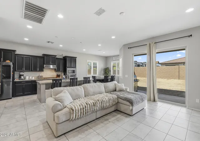 Photo 3 of Single family home for sale at 4916 N 185th Drive, Goodyear, AZ 85395 | MLS# 7068999 | Listing updated on 2026-09-10