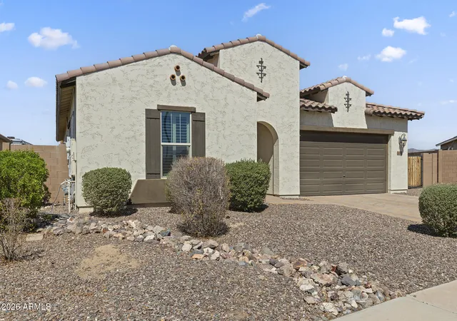 Photo 3 of Single family home for sale at 4916 N 185th Drive, Goodyear, AZ 85395 | MLS# 7068999 | Listing updated on 2026-09-10