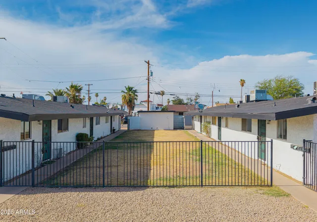 4th image of 2140 W Heatherbrae Dr, Phoenix, AZ 85015 | MLS# 7066520