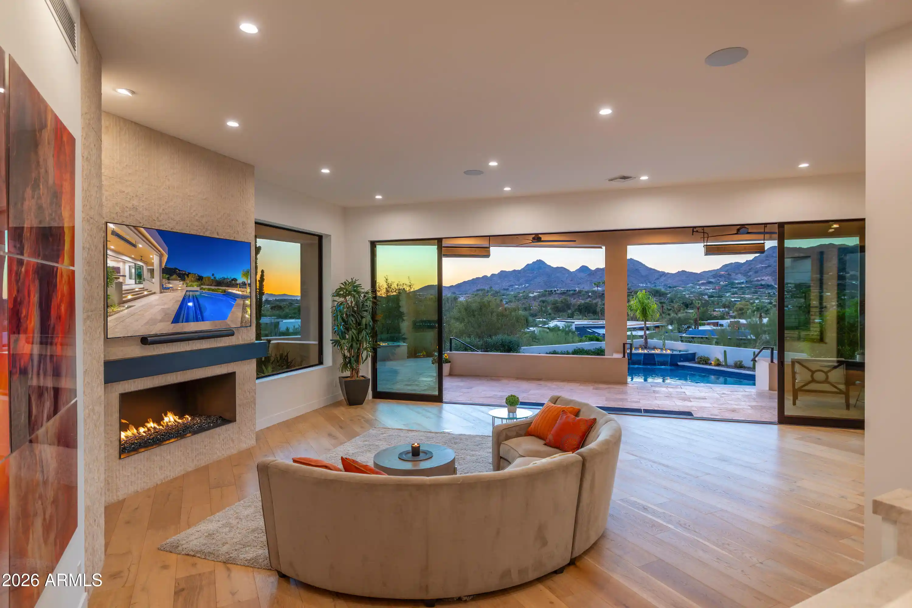 Photo 1 of Single family home for sale at 5724 N Echo Cyn Dr, Phoenix, AZ 85018 | MLS# 7070383 | Listing updated on 2026-10-28
