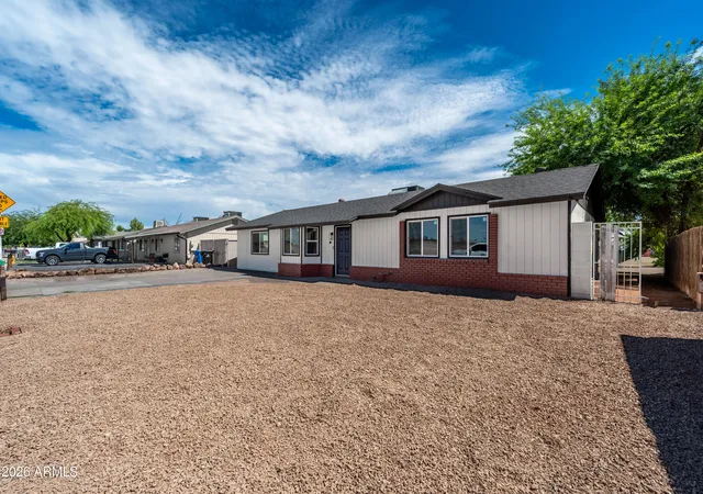 Photo 3 of Sale Pending at 6407 W Roosevelt St, Phoenix, AZ 85043 | MLS# 7066557 | Listing updated on 2026-10-05