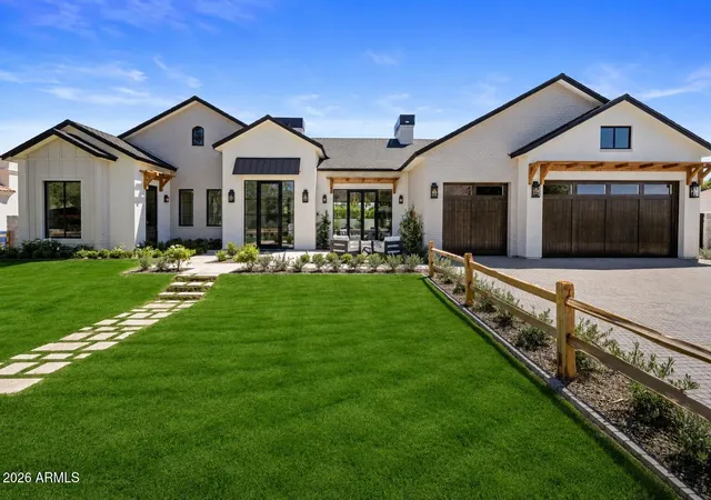 1st image of 5935 E Calle Tuberia, Phoenix, AZ 85018 | MLS# 7067117