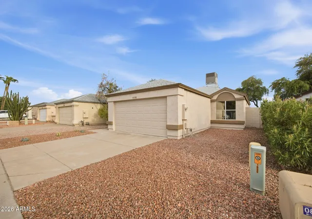 Photo 3 of Single family home for sale at 4035 W Electra Ln, Glendale, AZ 85310 | MLS# 7066604 | Listing updated on 2026-09-21