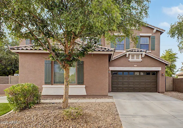 2nd image of 15864 W Shaw Butte Dr, Surprise, AZ 85379 | MLS# 7066765