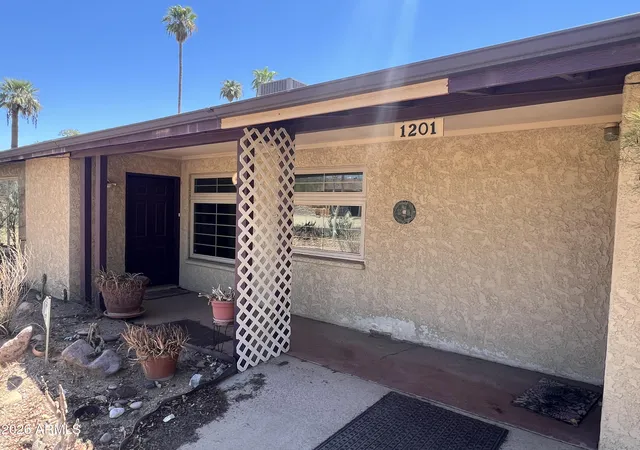 3rd image of 1201 E Desert Park Ln #1 and 2, Phoenix, AZ 85020 | MLS# 7067985