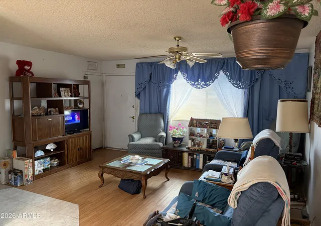 2nd image of 720 W Wagoner Rd, Phoenix, AZ 85023 | MLS# 7067252