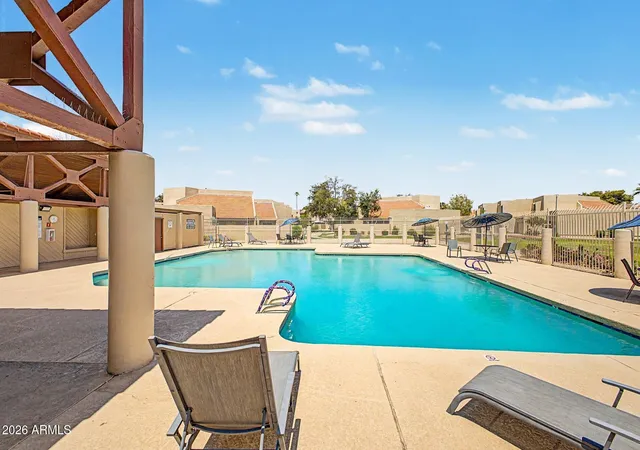 Townhouse for sale at 13833 N 41st Lane, Phoenix, AZ 85053 | MLS# 7066694